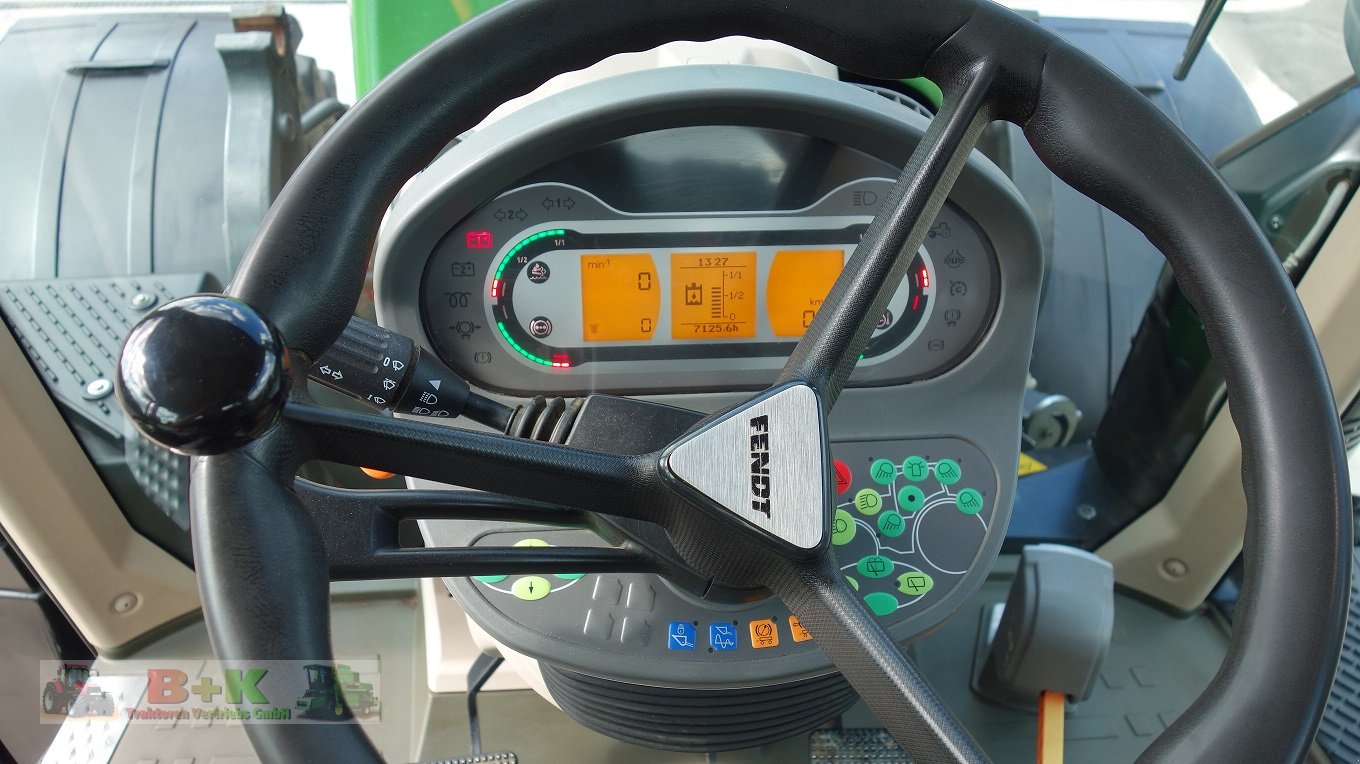 Traktor типа Fendt 724 Vario S4 Power, Gebrauchtmaschine в Kettenkamp (Фотография 20)