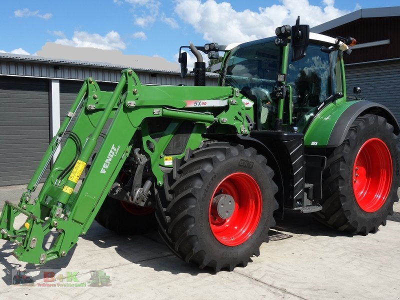 Traktor του τύπου Fendt 724 Vario S4 Power, Gebrauchtmaschine σε Kettenkamp (Φωτογραφία 1)