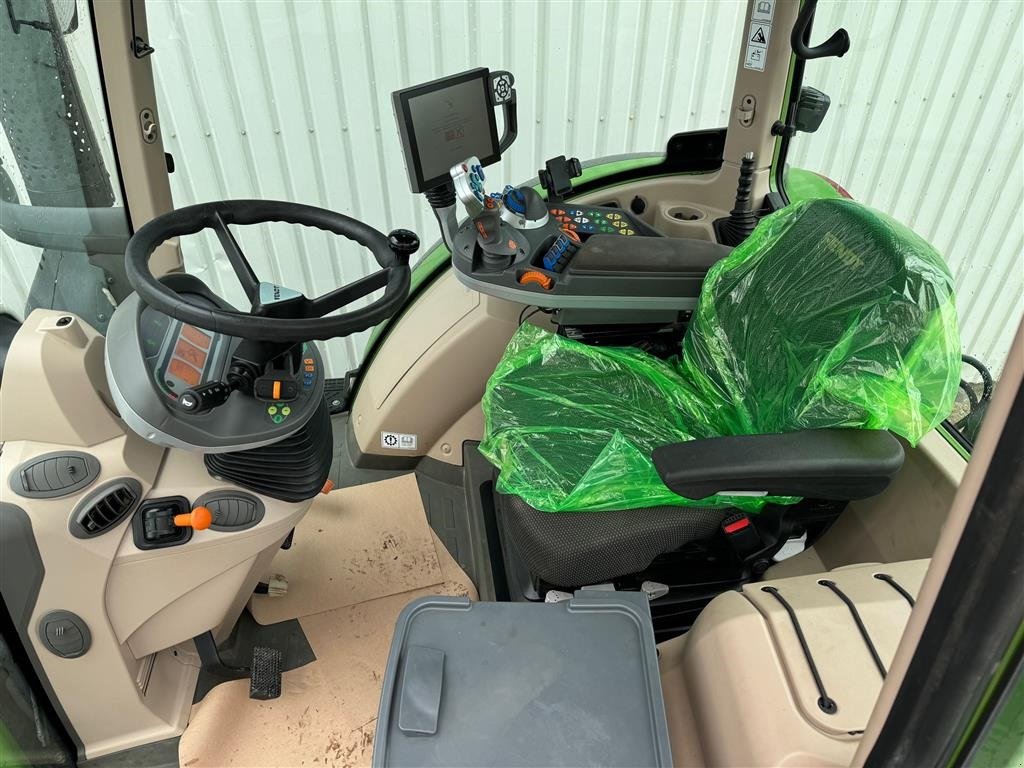 Traktor del tipo Fendt 724 Vario S4 Profi Plus Med Front PTO, Gebrauchtmaschine en Rødekro (Imagen 8)