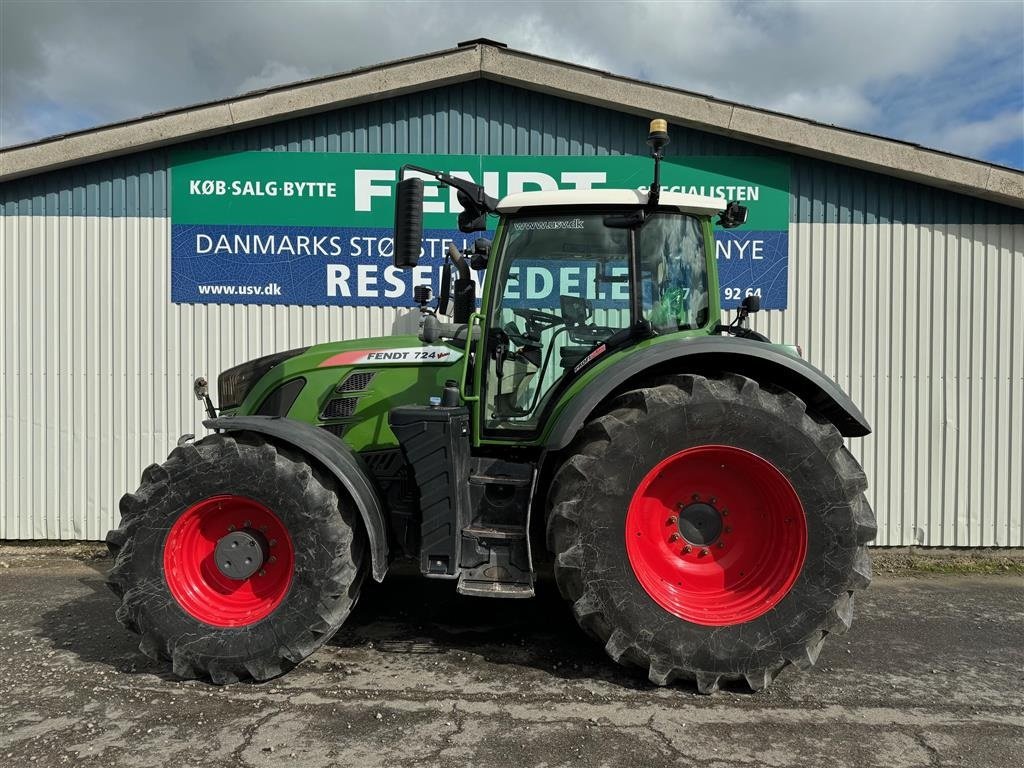 Traktor du type Fendt 724 Vario S4 Profi Plus Med Front PTO, Gebrauchtmaschine en Rødekro (Photo 1)