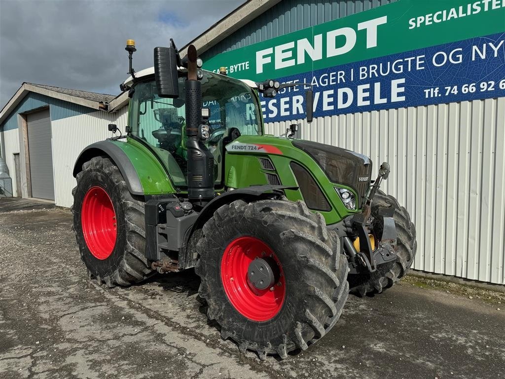 Traktor du type Fendt 724 Vario S4 Profi Plus Med Front PTO, Gebrauchtmaschine en Rødekro (Photo 5)