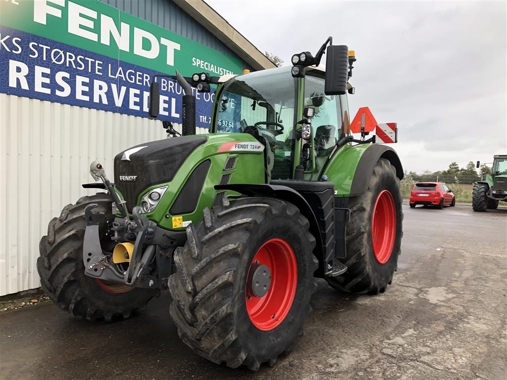 Traktor du type Fendt 724 Vario S4 Profi Plus Med Front PTO, Gebrauchtmaschine en Rødekro (Photo 2)