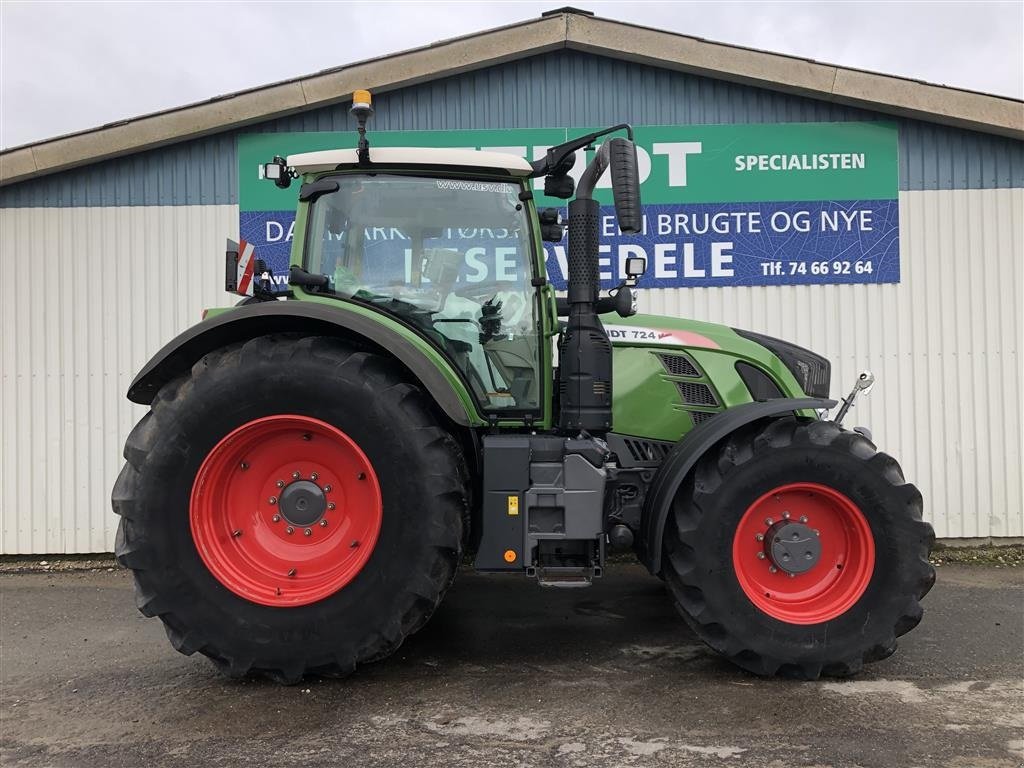 Traktor Türe ait Fendt 724 Vario S4 Profi Plus Med Front PTO, Gebrauchtmaschine içinde Rødekro (resim 4)