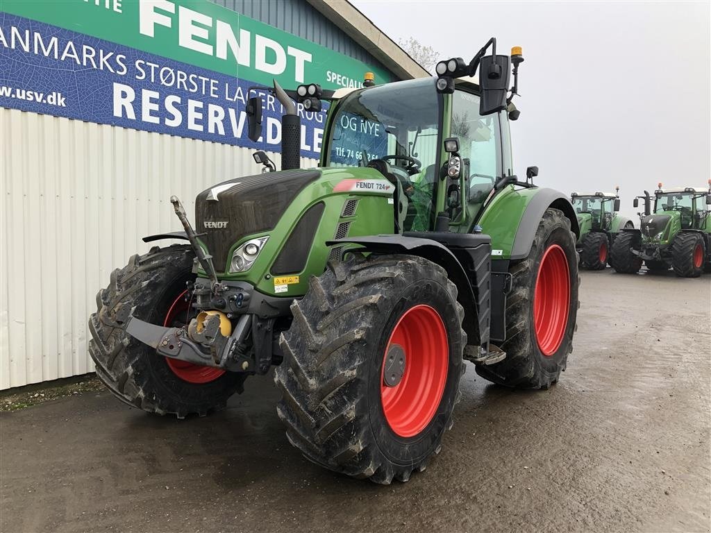 Traktor du type Fendt 724 Vario S4 Profi Plus Med Front PTO, Gebrauchtmaschine en Rødekro (Photo 2)