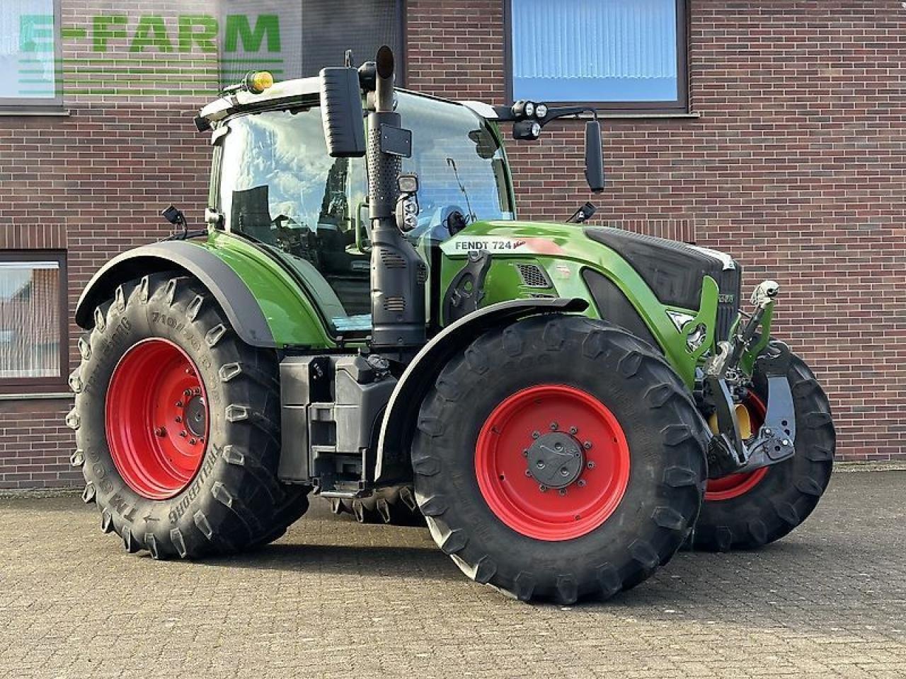 Traktor tip Fendt 724 vario s4 profi plus rtk ProfiPlus, Gebrauchtmaschine in STADTHAGEN (Poză 2)