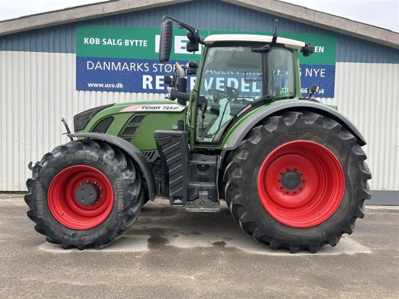 Traktor of the type Fendt 724 Vario S4 Profi Plus, Gebrauchtmaschine in Rødekro (Picture 1)