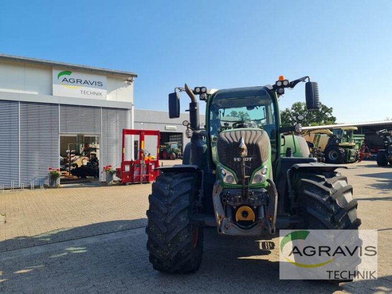 Traktor typu Fendt 724 VARIO S4 PROFI PLUS, Gebrauchtmaschine w Schneverdingen (Zdjęcie 2)