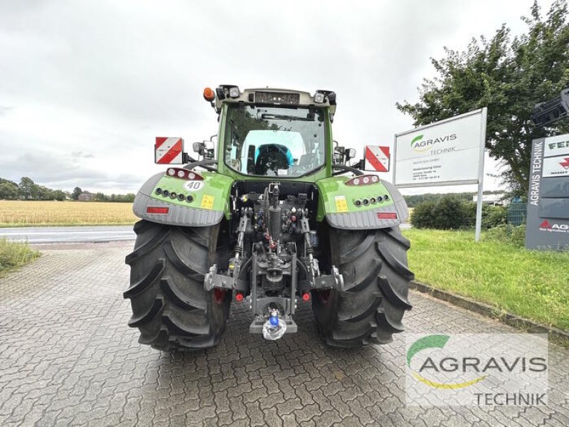 Traktor Türe ait Fendt 724 VARIO S4 PROFI PLUS, Gebrauchtmaschine içinde Barsinghausen-Göxe (resim 4)