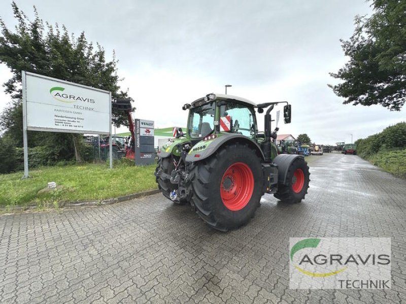 Traktor Türe ait Fendt 724 VARIO S4 PROFI PLUS, Gebrauchtmaschine içinde Barsinghausen-Göxe (resim 3)