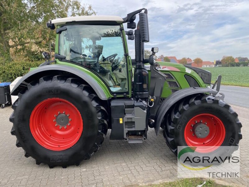 Traktor του τύπου Fendt 724 VARIO S4 PROFI PLUS, Gebrauchtmaschine σε Barsinghausen-Göxe (Φωτογραφία 2)