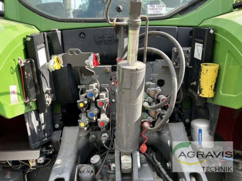 Traktor du type Fendt 724 VARIO S4 PROFI PLUS, Gebrauchtmaschine en Nienburg (Photo 12)