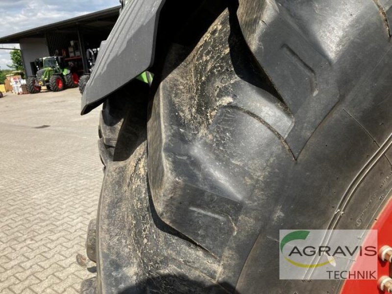 Traktor типа Fendt 724 VARIO S4 PROFI PLUS, Gebrauchtmaschine в Nienburg (Фотография 11)