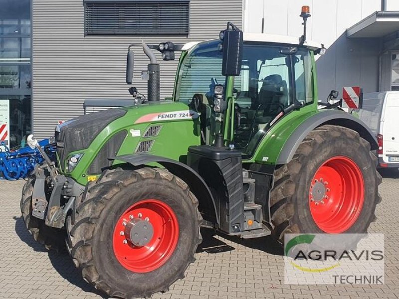 Traktor типа Fendt 724 VARIO S4 PROFI PLUS, Gebrauchtmaschine в Walsrode (Фотография 1)