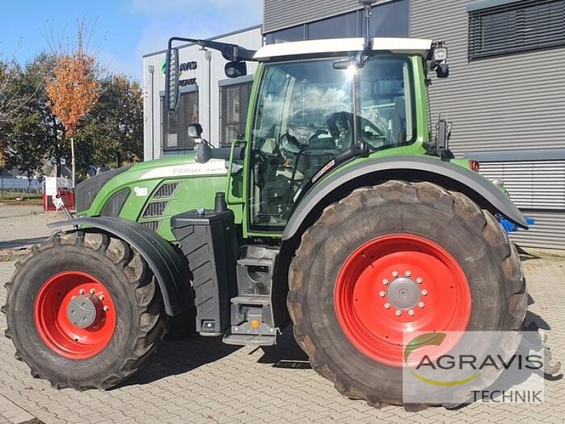 Traktor tip Fendt 724 VARIO S4 PROFI PLUS, Gebrauchtmaschine in Walsrode (Poză 2)