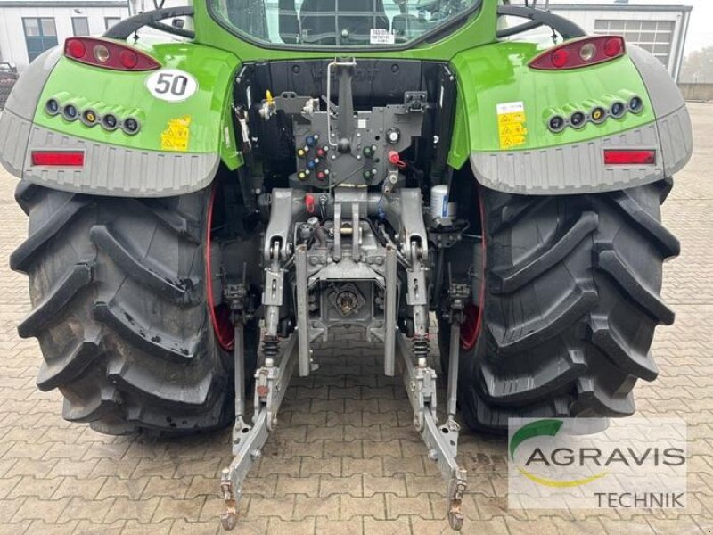 Traktor du type Fendt 724 VARIO S4 PROFI PLUS, Gebrauchtmaschine en Dörpen (Photo 14)