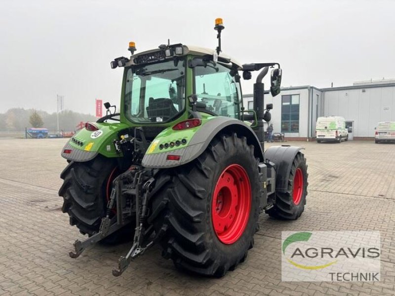 Traktor du type Fendt 724 VARIO S4 PROFI PLUS, Gebrauchtmaschine en Dörpen (Photo 3)