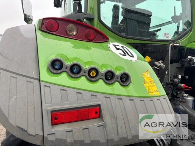 Traktor du type Fendt 724 VARIO S4 PROFI PLUS, Gebrauchtmaschine en Dörpen (Photo 16)