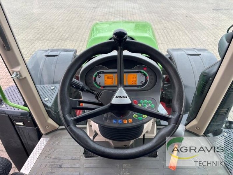 Traktor du type Fendt 724 VARIO S4 PROFI PLUS, Gebrauchtmaschine en Dörpen (Photo 9)