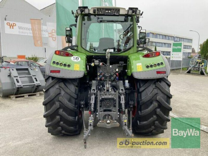 Traktor du type Fendt 724 VARIO S4 PROFI PLUS, Gebrauchtmaschine en Dinkelsbühl (Photo 16)