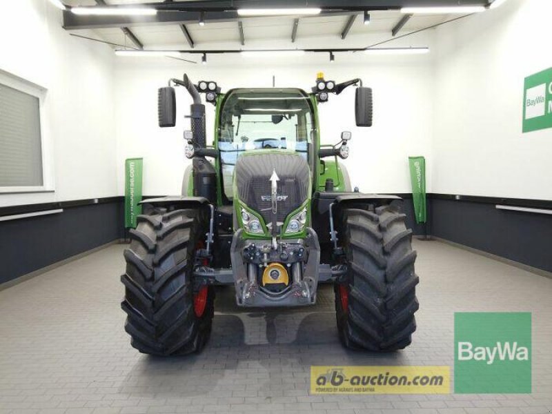 Traktor des Typs Fendt 724 VARIO S4 PROFI PLUS, Gebrauchtmaschine in Manching (Bild 13)