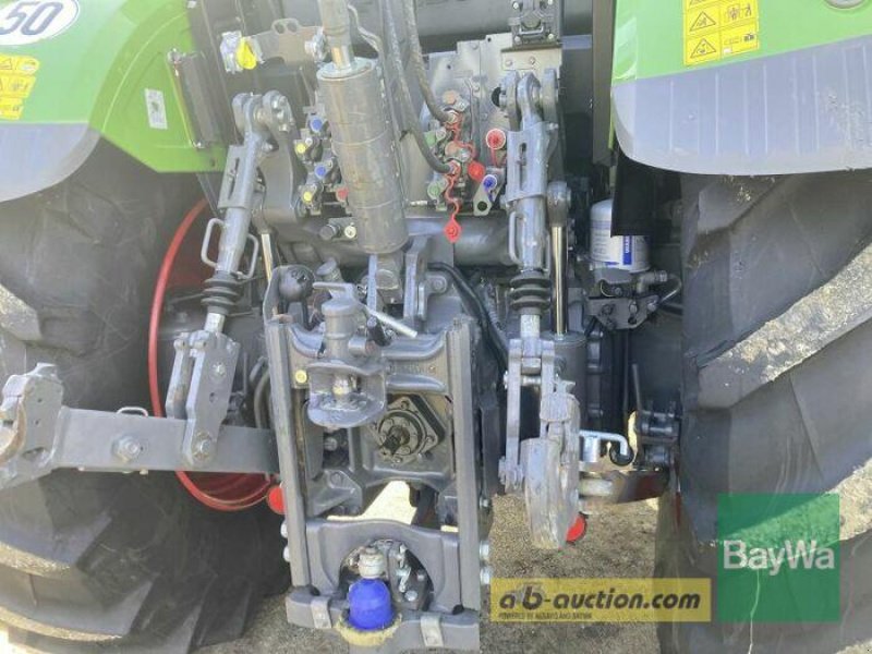 Traktor of the type Fendt 724 VARIO S4 PROFI PLUS, Gebrauchtmaschine in Giebelstadt (Picture 4)