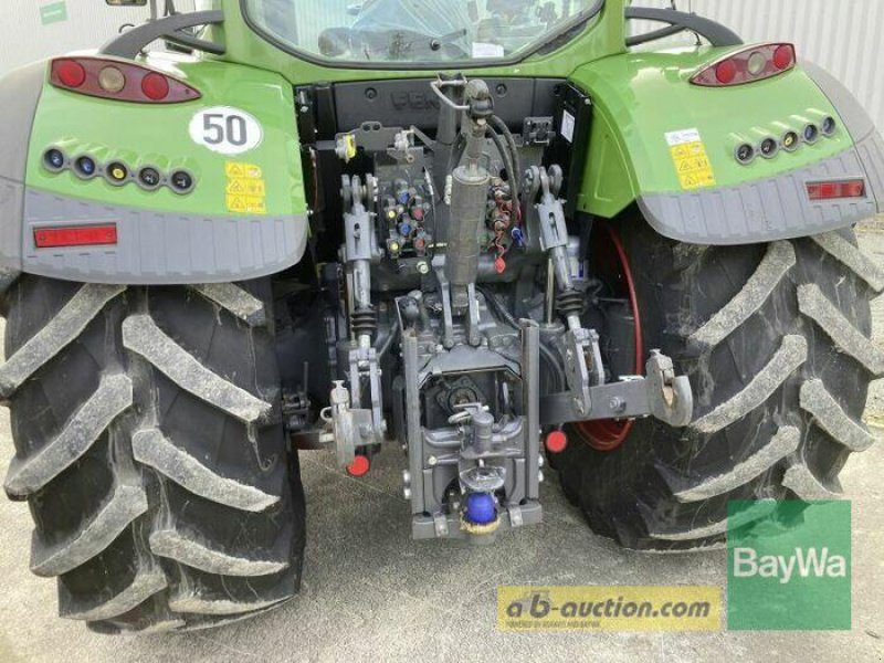 Traktor of the type Fendt 724 VARIO S4 PROFI PLUS, Gebrauchtmaschine in Giebelstadt (Picture 7)