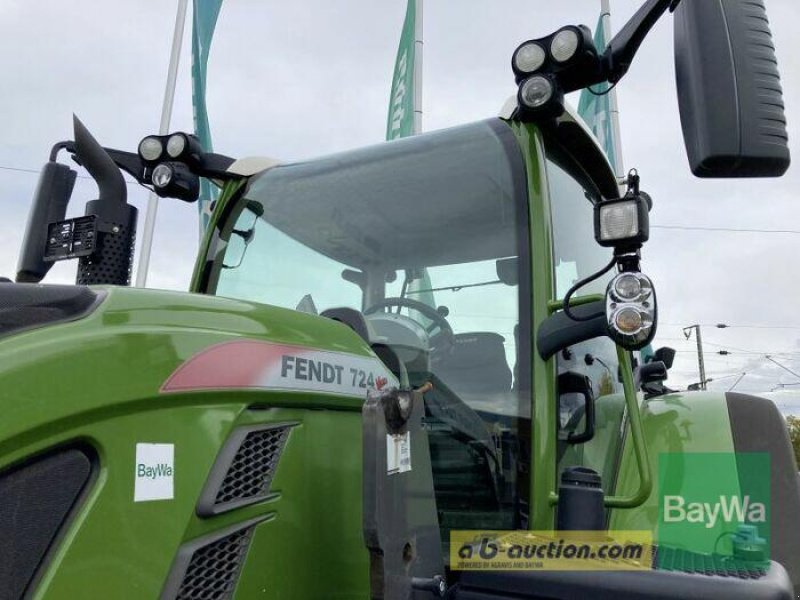 Traktor typu Fendt 724 VARIO S4 PROFI PLUS, Gebrauchtmaschine w Obertraubling (Zdjęcie 2)