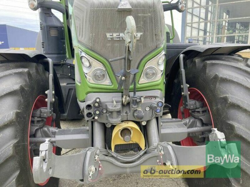 Traktor of the type Fendt 724 VARIO S4 PROFI PLUS, Gebrauchtmaschine in Obertraubling (Picture 22)