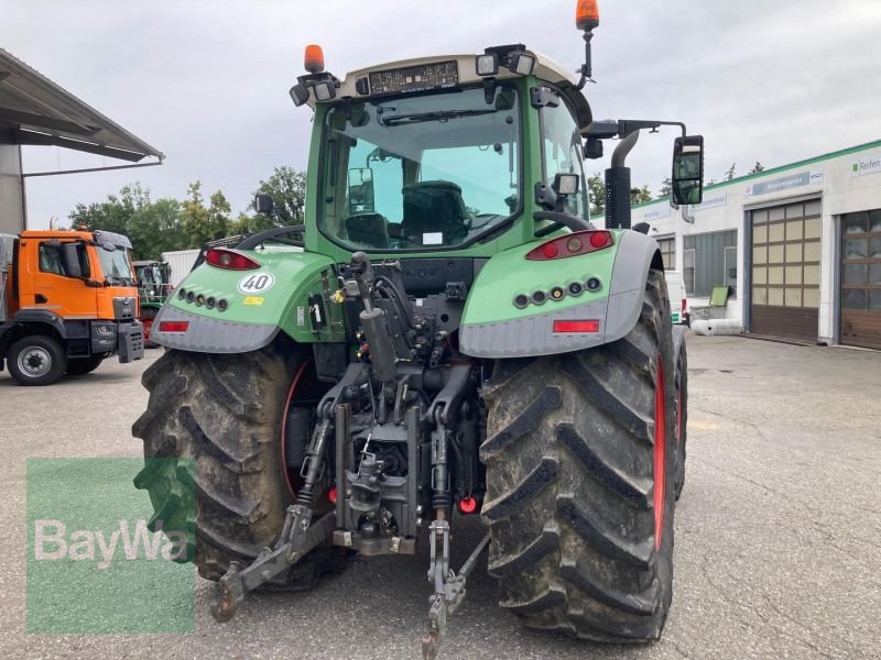 Traktor типа Fendt 724 VARIO S4 PROFI PLUS, Gebrauchtmaschine в Straubing (Фотография 5)