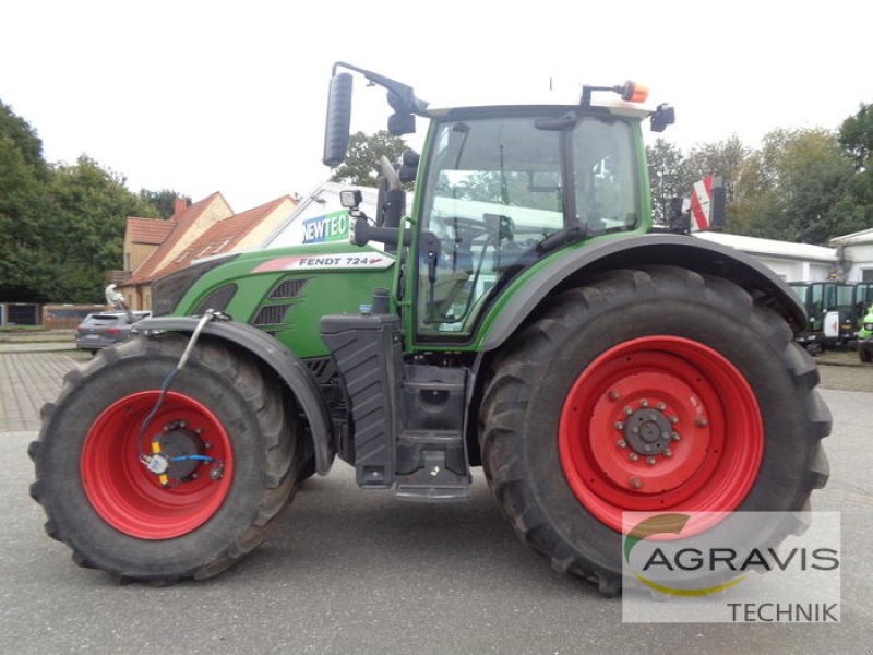 Traktor of the type Fendt 724 VARIO S4 PROFI PLUS, Gebrauchtmaschine in Nartum (Picture 12)