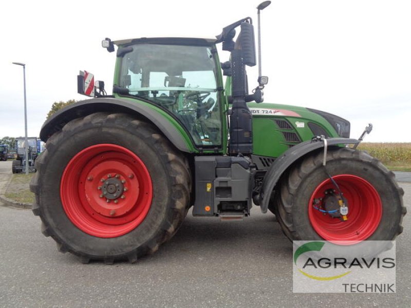 Traktor типа Fendt 724 VARIO S4 PROFI PLUS, Gebrauchtmaschine в Nartum (Фотография 7)