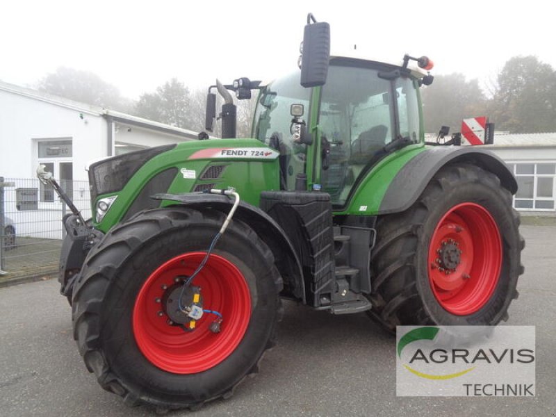 Traktor des Typs Fendt 724 VARIO S4 PROFI PLUS, Gebrauchtmaschine in Nartum (Bild 1)