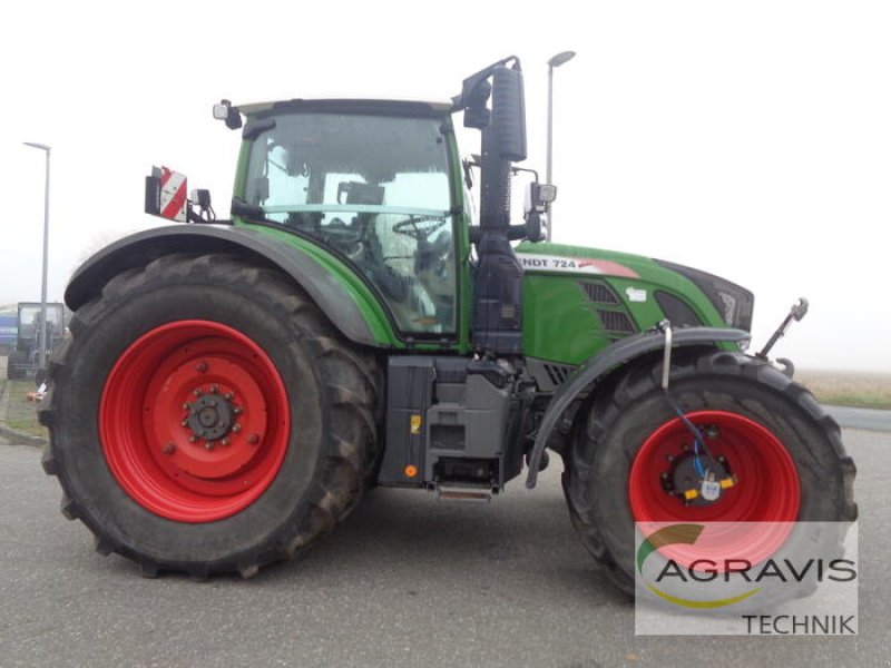 Traktor des Typs Fendt 724 VARIO S4 PROFI PLUS, Gebrauchtmaschine in Nartum (Bild 9)