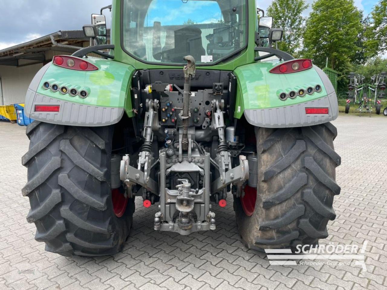 Traktor типа Fendt 724 VARIO S4 PROFI PLUS, Gebrauchtmaschine в Westerstede (Фотография 5)