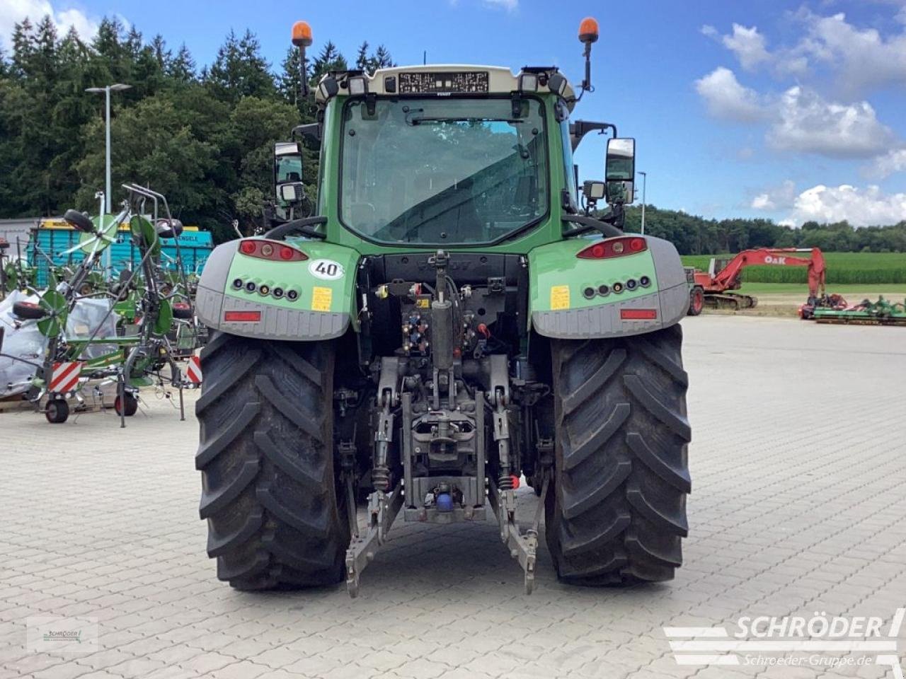 Traktor typu Fendt 724 VARIO S4 PROFI PLUS, Gebrauchtmaschine w Hemmoor (Zdjęcie 4)