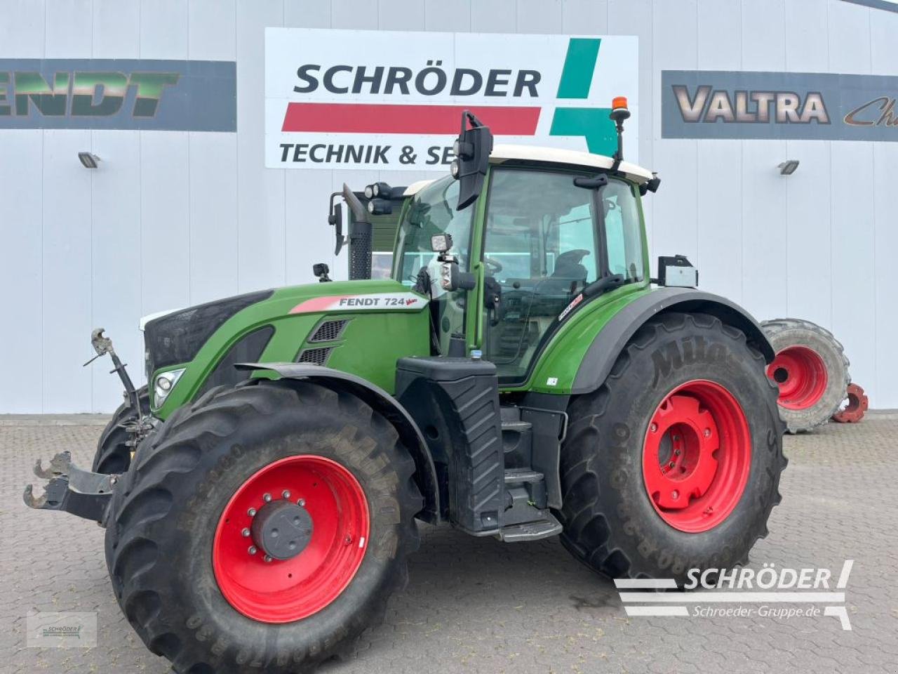 Traktor tipa Fendt 724 VARIO S4 PROFI PLUS, Gebrauchtmaschine u Wildeshausen (Slika 1)