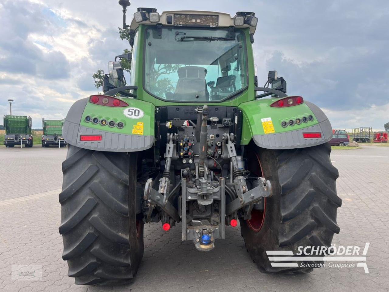 Traktor типа Fendt 724 VARIO S4 PROFI PLUS, Gebrauchtmaschine в Wildeshausen (Фотография 7)