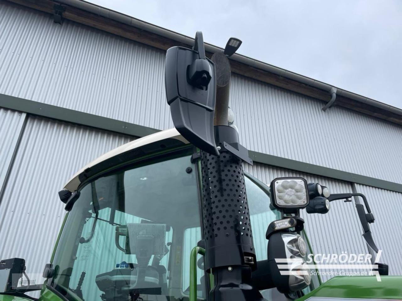 Traktor van het type Fendt 724 VARIO S4 PROFI PLUS, Gebrauchtmaschine in Wildeshausen (Foto 20)