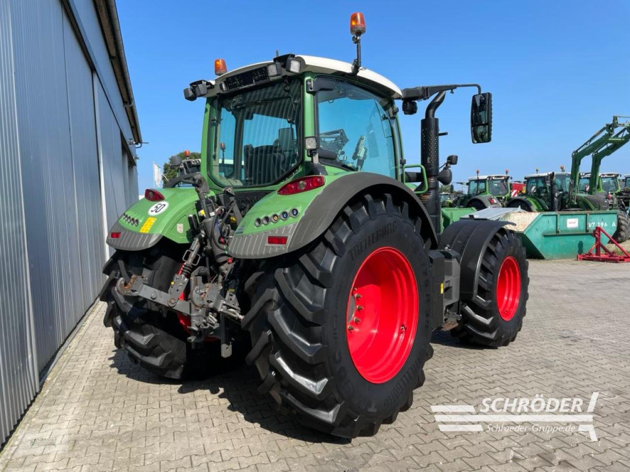 Traktor del tipo Fendt 724 VARIO S4 PROFI PLUS, Gebrauchtmaschine In Wildeshausen (Immagine 3)