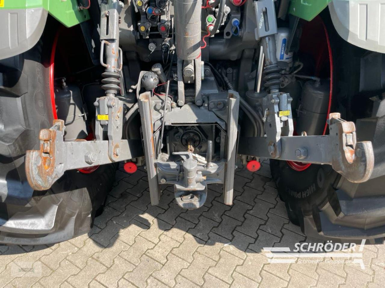 Traktor typu Fendt 724 VARIO S4 PROFI PLUS, Gebrauchtmaschine v Wildeshausen (Obrázek 19)