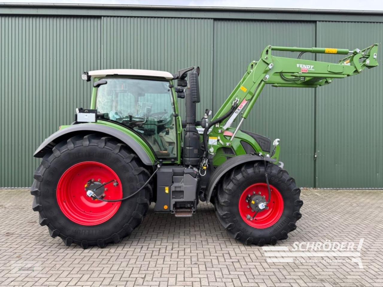 Traktor Türe ait Fendt 724 VARIO S4 PROFI PLUS, Gebrauchtmaschine içinde Twistringen (resim 3)