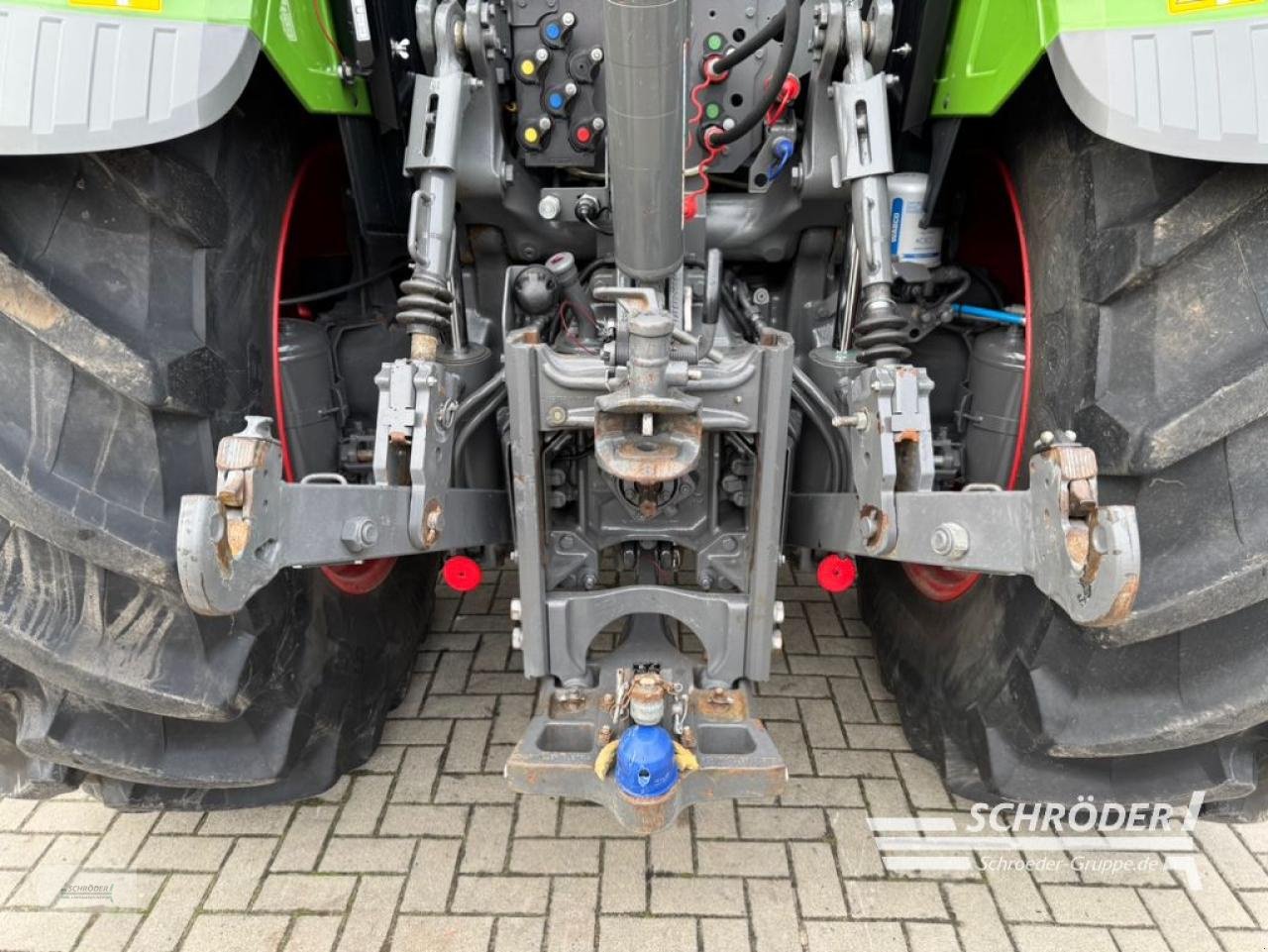 Traktor Türe ait Fendt 724 VARIO S4 PROFI PLUS, Gebrauchtmaschine içinde Twistringen (resim 4)