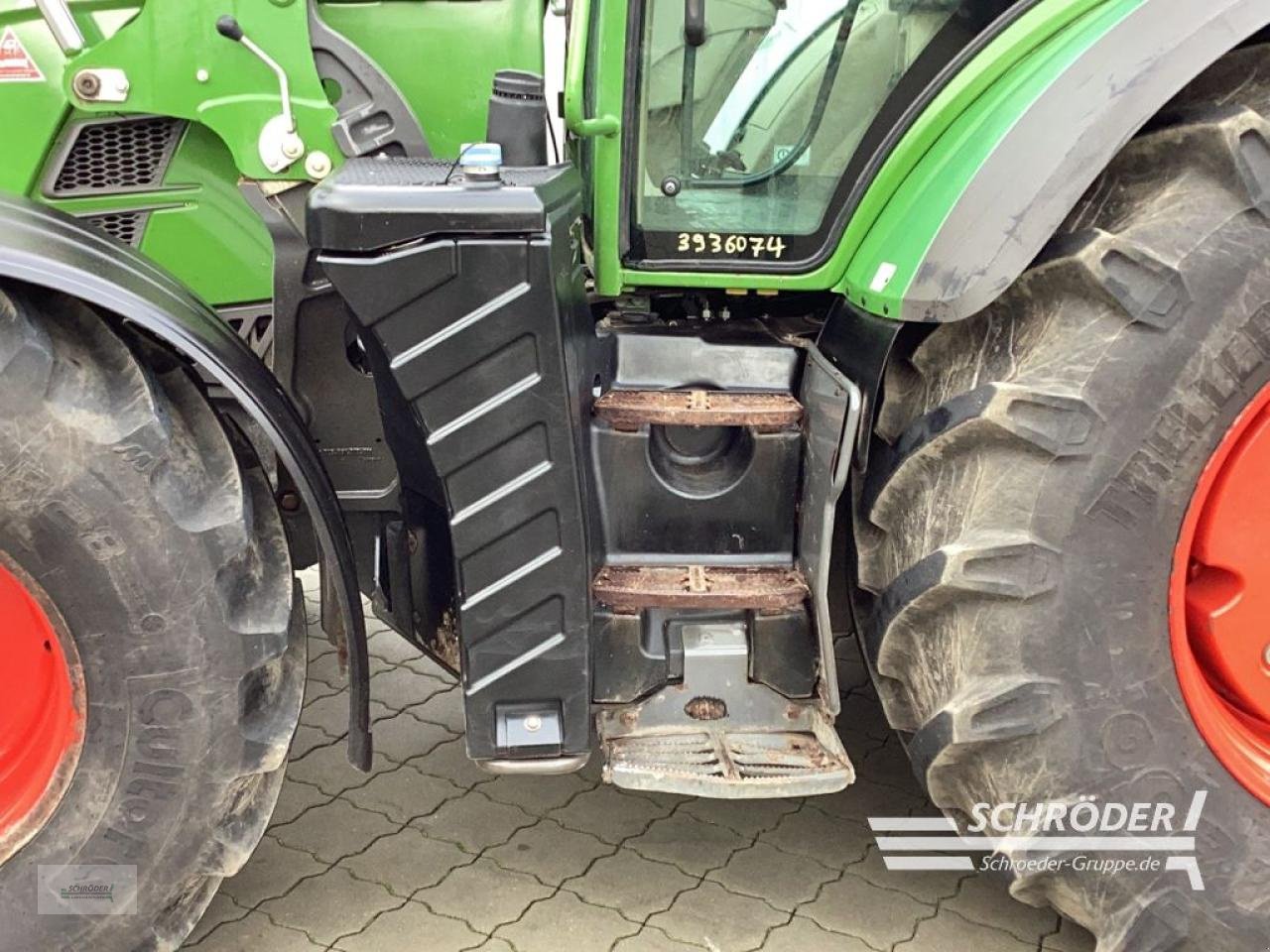 Traktor des Typs Fendt 724 VARIO S4 PROFI PLUS, Gebrauchtmaschine in Völkersen (Bild 10)