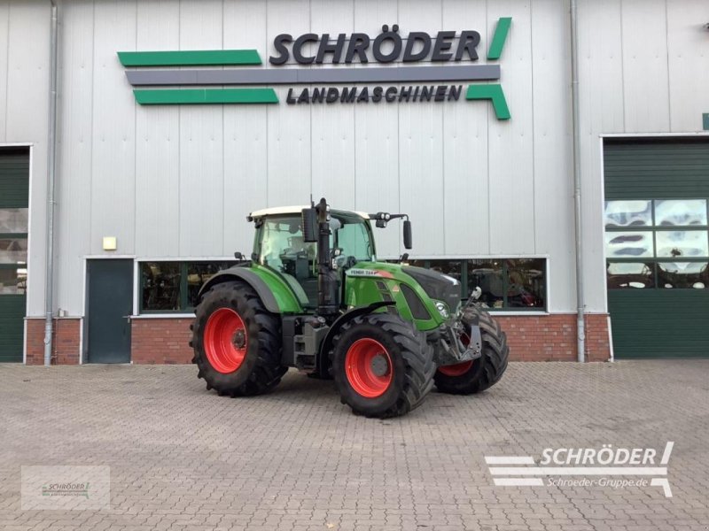 Traktor van het type Fendt 724 VARIO S4 PROFI PLUS, Gebrauchtmaschine in Völkersen (Foto 1)