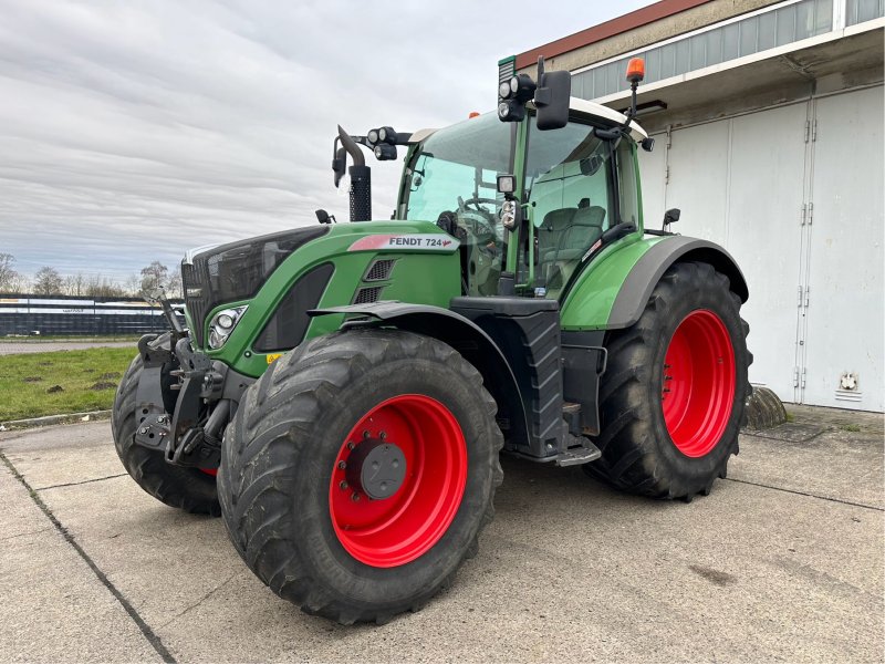 Traktor van het type Fendt 724 Vario S4 Profi Plus, Gebrauchtmaschine in Bad Oldesloe (Foto 1)