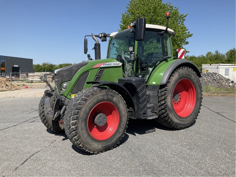 Traktor tipa Fendt 724 Vario S4 Profi, Gebrauchtmaschine u Elmenhorst-Lanken (Slika 1)