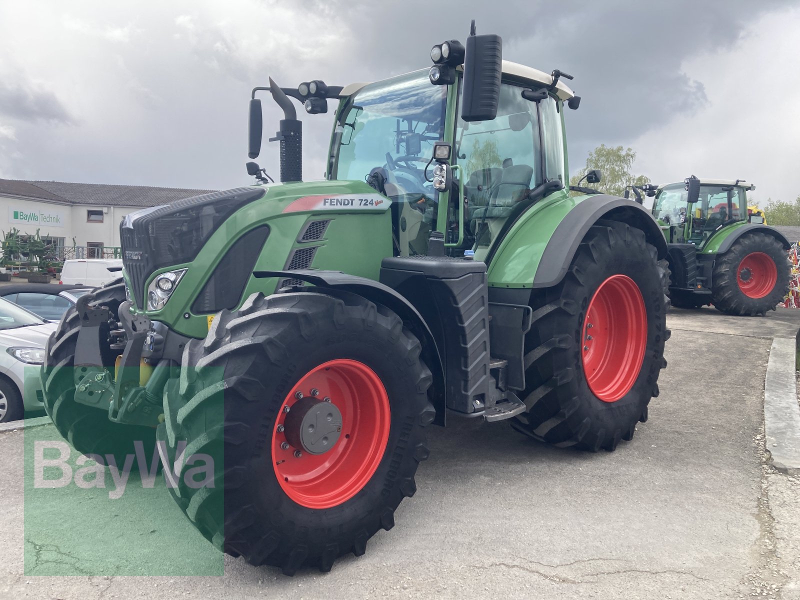 Traktor des Typs Fendt 724 Vario S4 ProfiPlus Topcon RTK Austauschmotor, Gebrauchtmaschine in Dinkelsbühl (Bild 4)