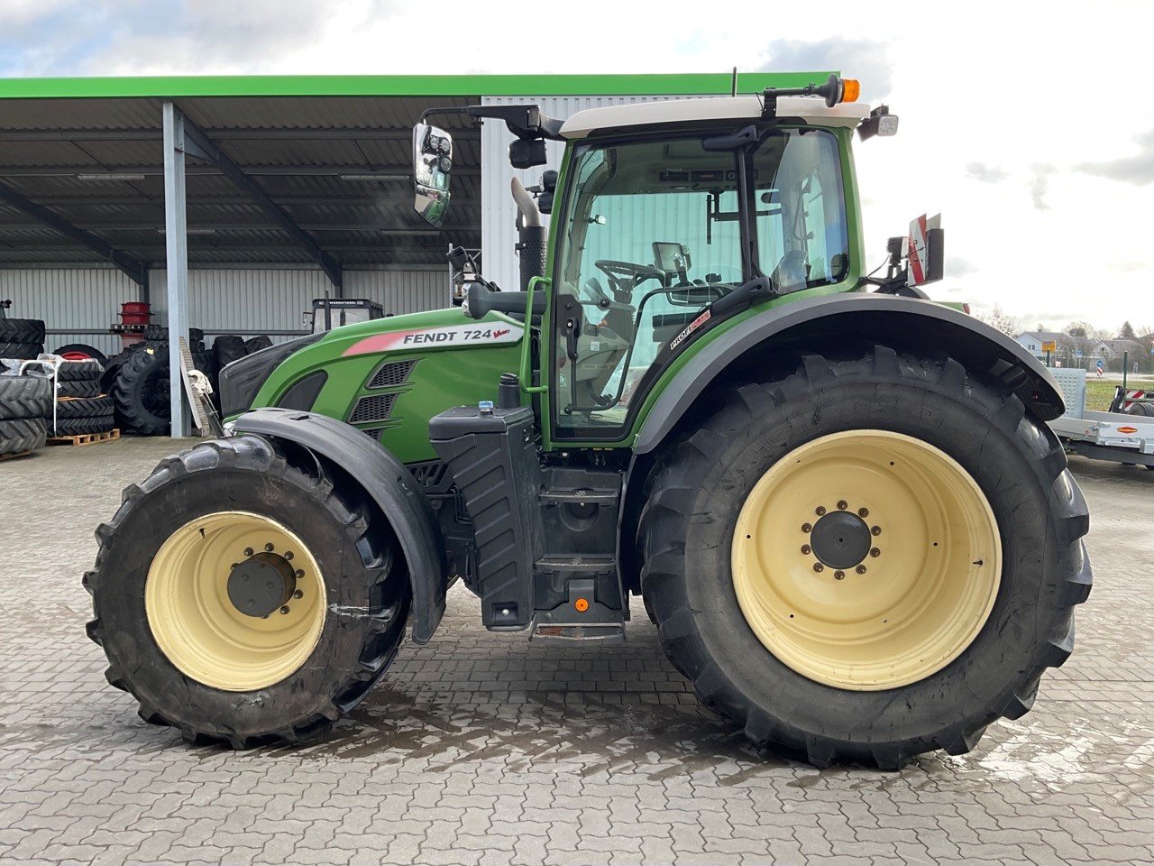 Traktor typu Fendt 724 Vario S4 ProfiPlus, Gebrauchtmaschine v Lohe-Rickelshof (Obrázek 7)