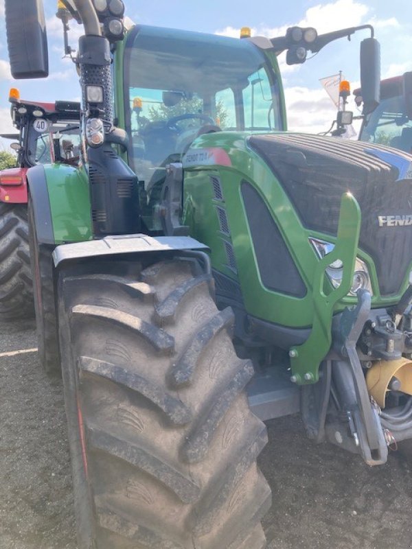 Traktor typu Fendt 724 Vario S4 ProfiPlus, Gebrauchtmaschine v Bevern (Obrázek 3)