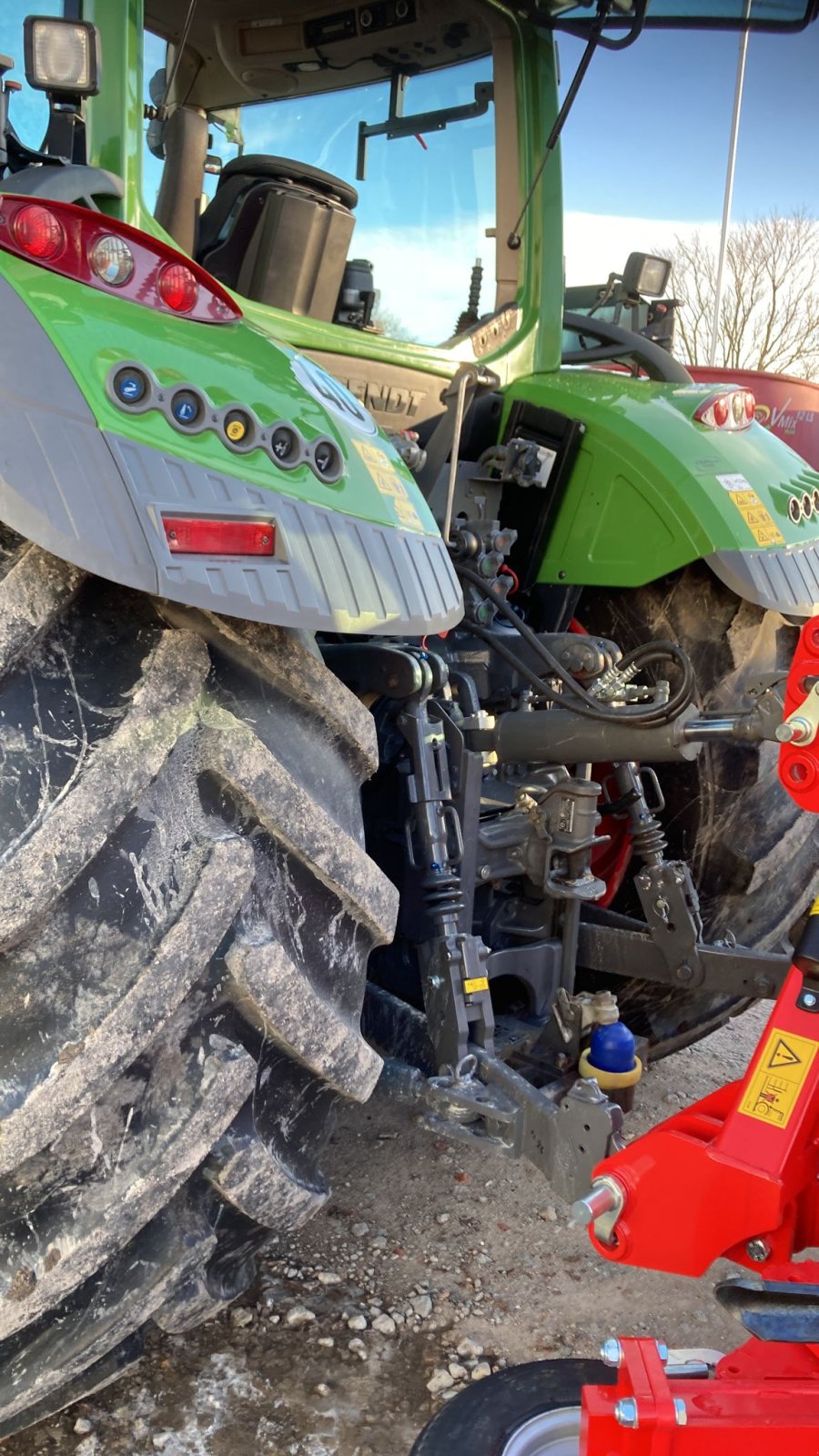 Traktor des Typs Fendt 724 Vario S4 ProfiPlus, Gebrauchtmaschine in Lohe-Rickelshof (Bild 3)